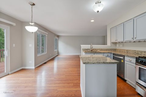 Tiny photo for 508 Foxborough Trail, Bolingbrook, IL 60440 (MLS # 12458483)