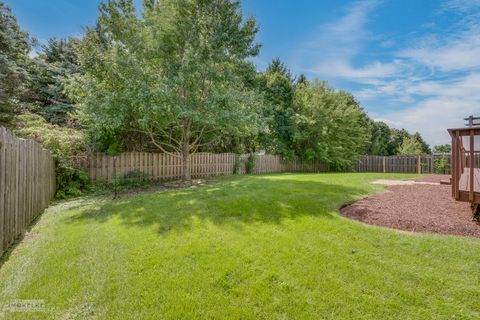Tiny photo for 508 Foxborough Trail, Bolingbrook, IL 60440 (MLS # 12458483)