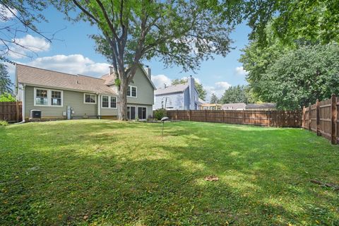 Tiny photo for 1101 Dorchester Lane, Bartlett, IL 60103 (MLS # 12468102)