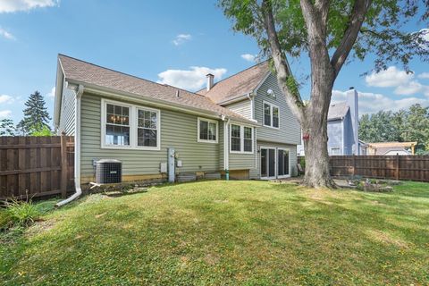 Tiny photo for 1101 Dorchester Lane, Bartlett, IL 60103 (MLS # 12468102)