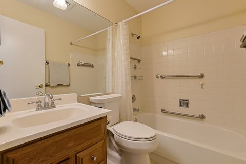 Tiny photo for 367 Greystone Court #A2, Schaumburg, IL 60193 (MLS # 12521010)