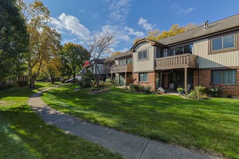 Tiny photo for 367 Greystone Court #A2, Schaumburg, IL 60193 (MLS # 12521010)