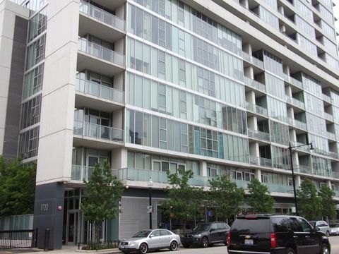 Photo of 1720 S Michigan Avenue #811, Chicago, IL 60616 (MLS # 12626604)