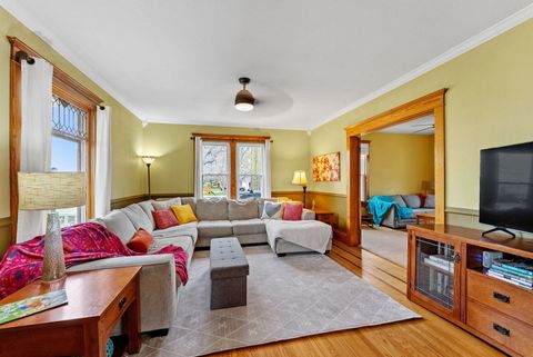 Tiny photo for 1009 NW 3rd Street, Aledo, IL 61231 (MLS # 12619635)