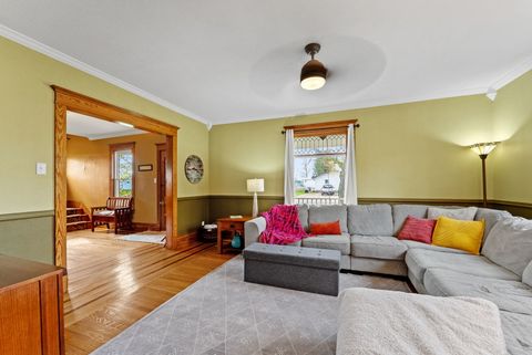 Tiny photo for 1009 NW 3rd Street, Aledo, IL 61231 (MLS # 12619635)