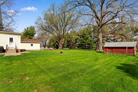 Tiny photo for 1009 NW 3rd Street, Aledo, IL 61231 (MLS # 12619635)