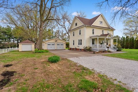 Tiny photo for 1009 NW 3rd Street, Aledo, IL 61231 (MLS # 12619635)