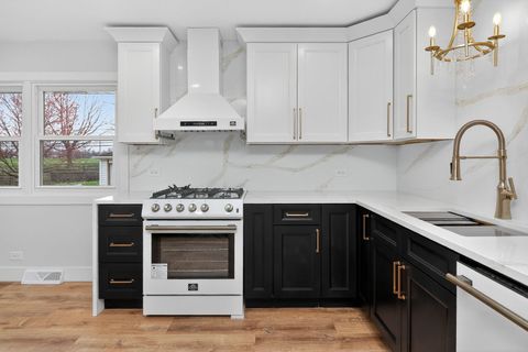 Tiny photo for 970 N Fischer Drive, Addison, IL 60101 (MLS # 12566161)