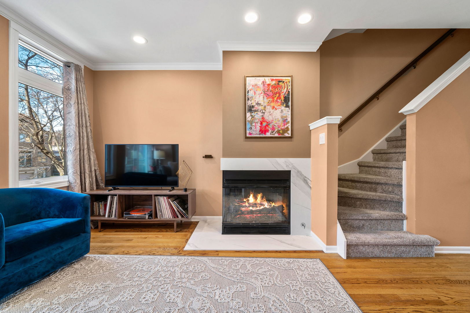2729 N JANSSEN Avenue 2729