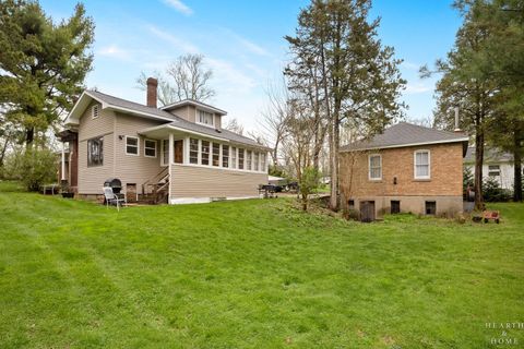 Tiny photo for 519 Algonquin Road, Fox River Grove, IL 60021 (MLS # 12622273)