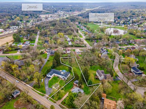 Tiny photo for 519 Algonquin Road, Fox River Grove, IL 60021 (MLS # 12622273)