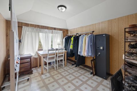 Tiny photo for 519 Algonquin Road, Fox River Grove, IL 60021 (MLS # 12622273)