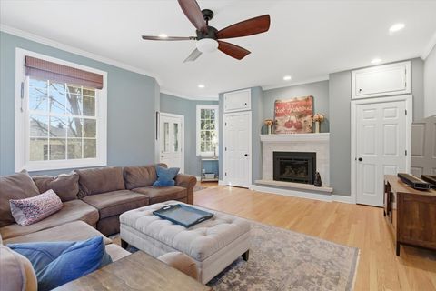 Tiny photo for 1004 Elm Street, Winnetka, IL 60093 (MLS # 12570658)