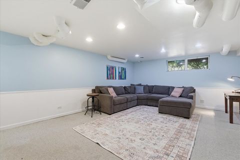 Tiny photo for 1004 Elm Street, Winnetka, IL 60093 (MLS # 12570658)