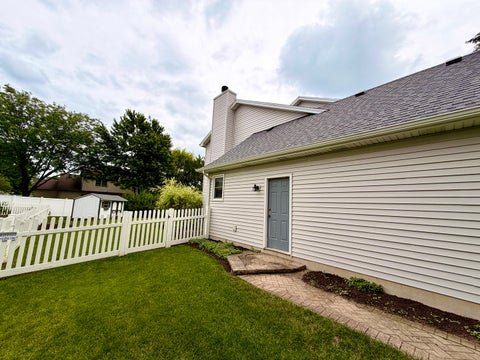 Tiny photo for 300 Savoy Drive, Shorewood, IL 60404 (MLS # 12690620)