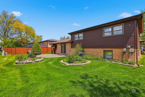 Tiny photo for 308 S Hickory Street, Glenwood, IL 60425 (MLS # 12570947)