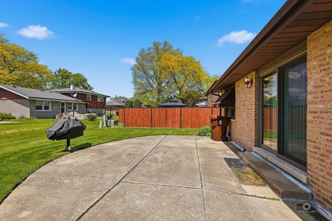 Tiny photo for 308 S Hickory Street, Glenwood, IL 60425 (MLS # 12570947)