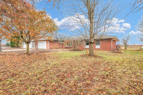 Tiny photo for 1753 CR 1550 N, Urbana, IL 61802 (MLS # 12518945)