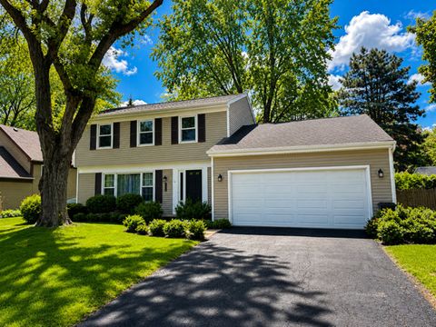 Photo of 2056 Garth Court, Naperville, IL 60565 (MLS # 12647734)