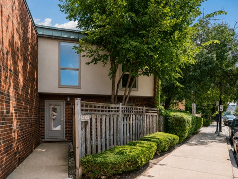 Photo of 2121 N Lincoln Avenue #2121, Chicago, IL 60614 (MLS # 12719887)