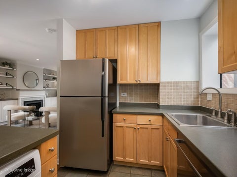 Tiny photo for 2121 N Lincoln Avenue #2121, Chicago, IL 60614 (MLS # 12719887)