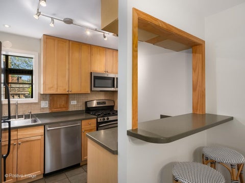 Tiny photo for 2121 N Lincoln Avenue #2121, Chicago, IL 60614 (MLS # 12719887)