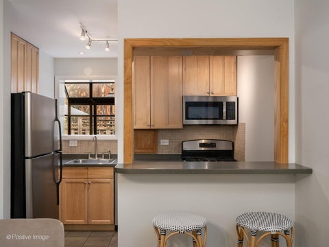 Tiny photo for 2121 N Lincoln Avenue #2121, Chicago, IL 60614 (MLS # 12719887)