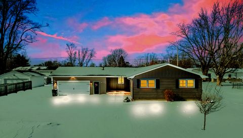 Tiny photo for 407 S Washington Street, Sidney, IL 61877 (MLS # 12505271)