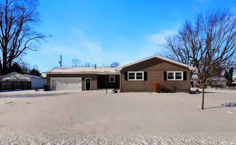 Tiny photo for 407 S Washington Street, Sidney, IL 61877 (MLS # 12505271)