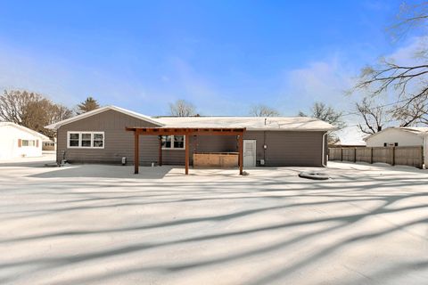 Tiny photo for 407 S Washington Street, Sidney, IL 61877 (MLS # 12505271)