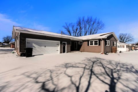 Tiny photo for 407 S Washington Street, Sidney, IL 61877 (MLS # 12505271)