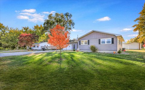 Tiny photo for 407 S Washington Street, Sidney, IL 61877 (MLS # 12505271)