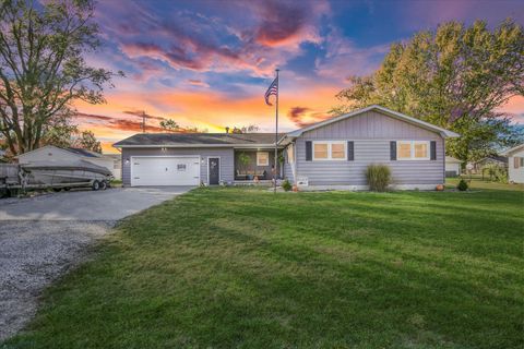 Tiny photo for 407 S Washington Street, Sidney, IL 61877 (MLS # 12505271)