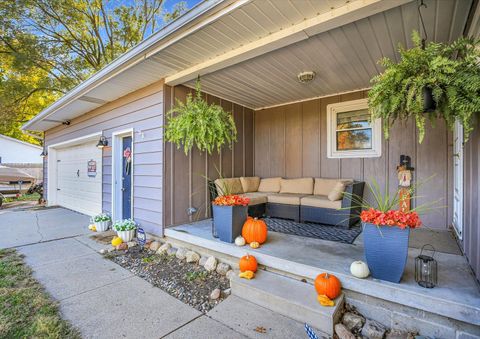 Tiny photo for 407 S Washington Street, Sidney, IL 61877 (MLS # 12505271)