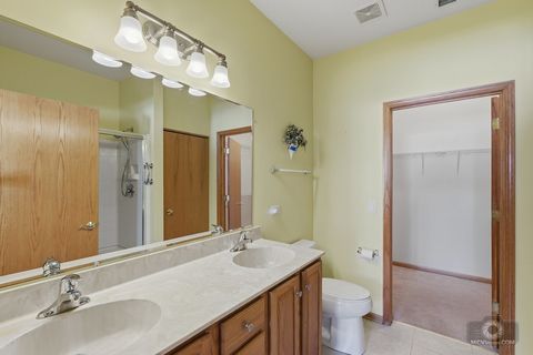 Tiny photo for 17221 Fontana Lane, Lockport, IL 60441 (MLS # 12551199)