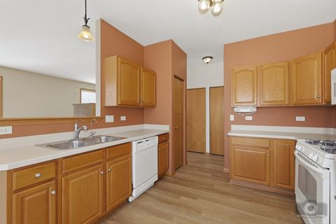 Tiny photo for 17221 Fontana Lane, Lockport, IL 60441 (MLS # 12551199)