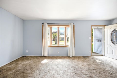 Tiny photo for 1329 Chippewa Drive, Ottawa, IL 61350 (MLS # 12714094)