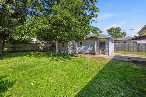 Tiny photo for 1329 Chippewa Drive, Ottawa, IL 61350 (MLS # 12714094)