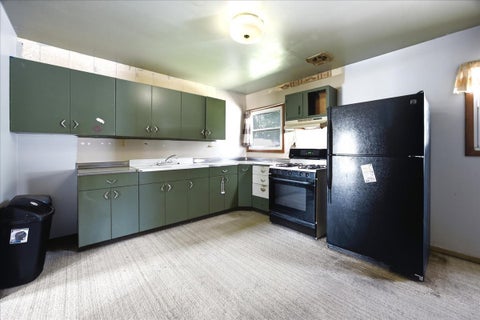 Tiny photo for 1329 Chippewa Drive, Ottawa, IL 61350 (MLS # 12714094)