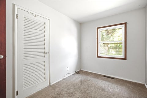 Tiny photo for 1329 Chippewa Drive, Ottawa, IL 61350 (MLS # 12714094)