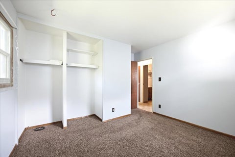 Tiny photo for 1329 Chippewa Drive, Ottawa, IL 61350 (MLS # 12714094)