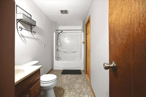 Tiny photo for 1329 Chippewa Drive, Ottawa, IL 61350 (MLS # 12714094)