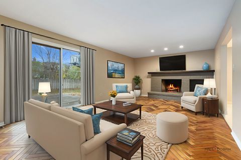 Tiny photo for 825 Downing Street, Northbrook, IL 60062 (MLS # 12520894)