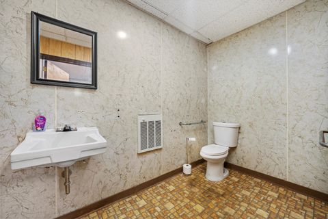 Tiny photo for Aurora, IL 60505 (MLS # 12631499)