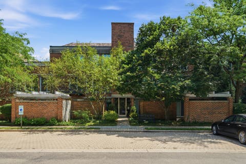 Photo of 7030 Arbor Lane #101, Northfield, IL 60093 (MLS # 12734290)