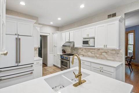 Tiny photo for 134 N Kensington Avenue, La Grange, IL 60525 (MLS # 12673615)