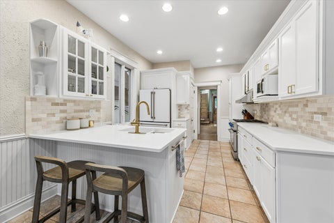 Tiny photo for 134 N Kensington Avenue, La Grange, IL 60525 (MLS # 12673615)