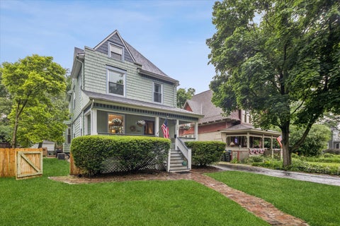 Tiny photo for 134 N Kensington Avenue, La Grange, IL 60525 (MLS # 12673615)