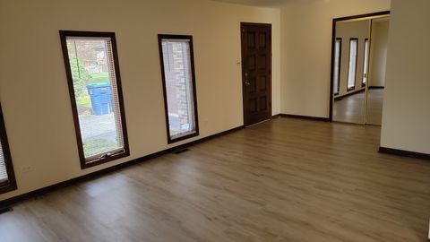 Tiny photo for 831 Violet Lane, Matteson, IL 60443 (MLS # 12362278)