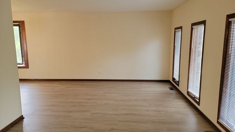 Tiny photo for 831 Violet Lane, Matteson, IL 60443 (MLS # 12362278)